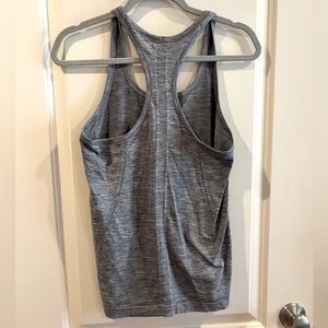 Lululemon Like New Swiftly Tech Racerback Tank in Gray